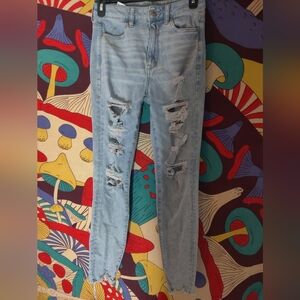 Women's American Eagle distressed jeans